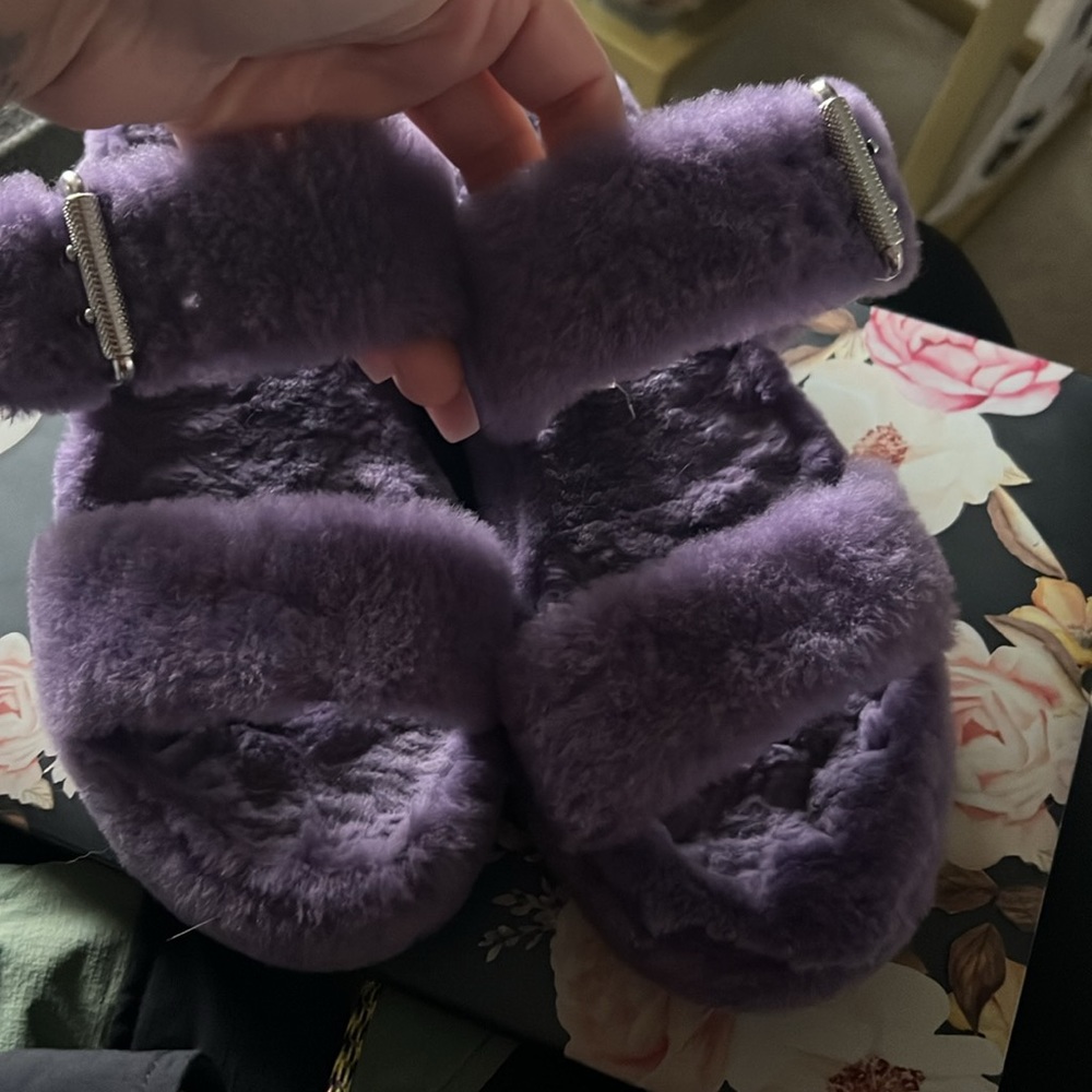 Ugg Fuzz yeah - Picture 2 of 4